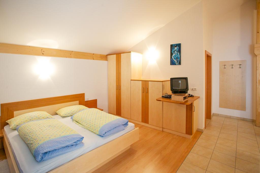 Appartements Haus Pichler Eggen Bagian luar foto